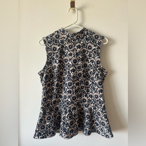 Banana Republic Floral Peplum Top - NWOT - Picture 1 of 3